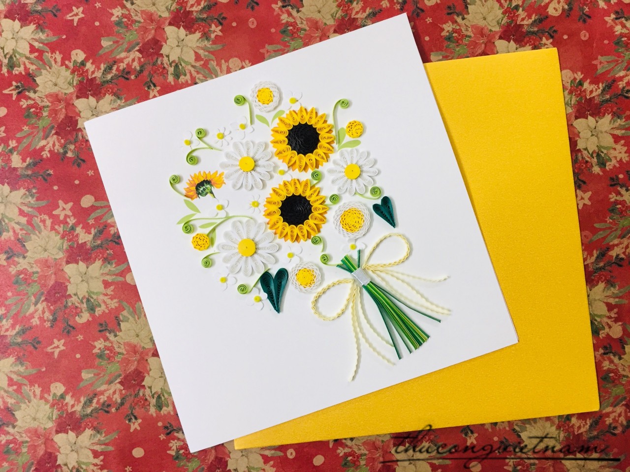 Thiệp Quilling Hoa Mẫu 1